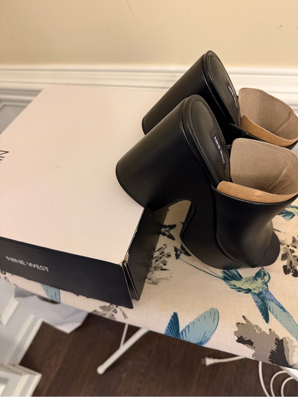 Nine West Olley  Black Platform Mule Sandals - Picture 3 of 7